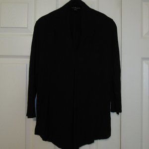Cable & Gauge S Black V-Neck 3/4 Length Sleeve, Flowy, Stretchy, Comfortable!